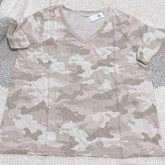 NWT- Old Navy - L & XL. Camo V Cut Twe - Picture 3 of 7